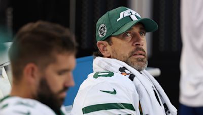 Aaron Rodgers se estrena en rivalidad Jets-Patriots