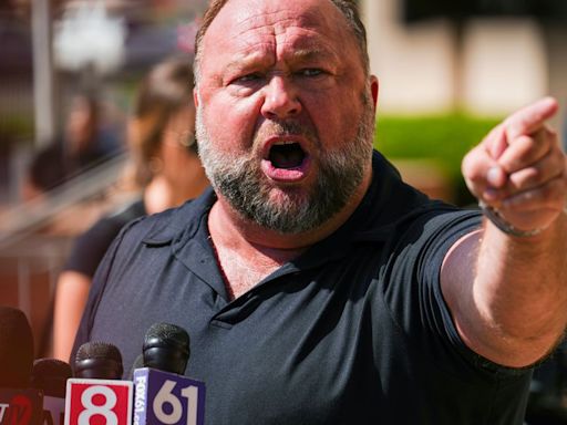 Sandy Hook Families Are Fighting Over What Do With Infowars