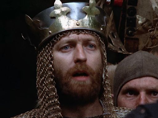 32 Best Quotes And Moments From Monty Python And The Holy Grail