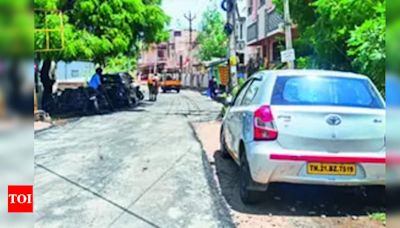 Shoddy road work in Trichy angers public | Trichy News - Times of India