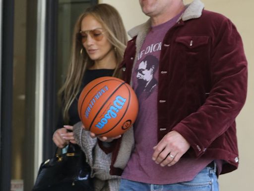 Jennifer Lopez and Ben Affleck put on a united front amid divorce speculation
