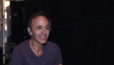 Bretagne : « Vous êtes bien Jean-Jacques Goldman ? » Elle découvre qu’elle loue son appartement à son idole