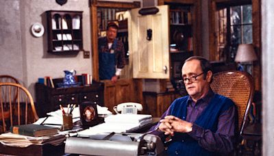 Bob Newhart Tribute Special to Air on CBS