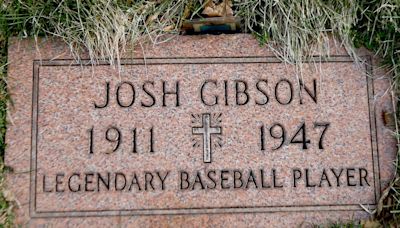 He died at just 35 in 1947. Now Josh Gibson is baseball's batting average champ