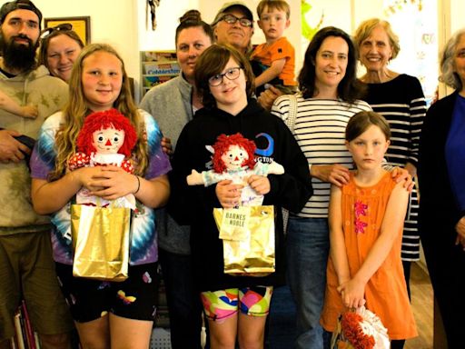 Young authors dream up adventures of Raggedy Ann and Andy