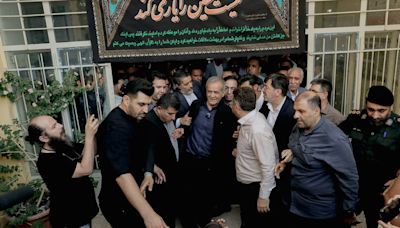 Pezeshkian gana las elecciones presidenciales iraníes, según medios estatales