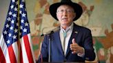 Embajador Ken Salazar se pronuncia sobre tragedia en Idaho