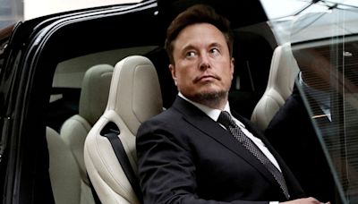Tesla Shareholder Sues Elon Musk for Alleged $7.5 Billion Insider Trading