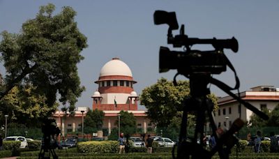 Indian textile baron duped with fake Supreme Court hearing, document shows