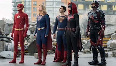 Crisis on Infinite Earths: Arrowverse Event Almost Went to Theaters