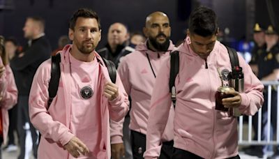 Lionel Messi se unió a la fiebre de los Playoffs de la NBA - La Opinión