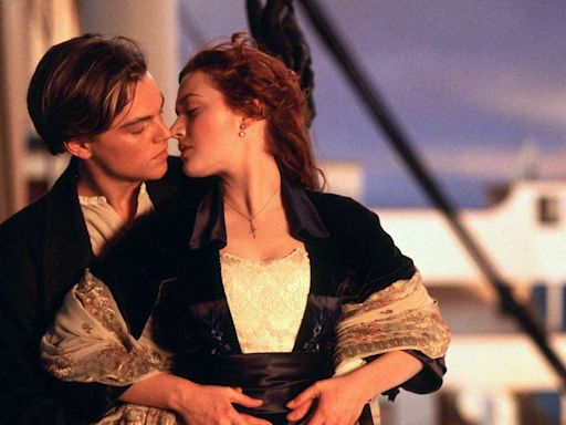 Kate Winslet Says Kissing Leonardo DiCaprio In the Famous “I’m Flying” Scene from ‘Titanic’ Was Actually “A Nightmare”