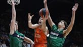 El Valencia Basket se asegura los ‘playoff’ tras ganar al Joventut