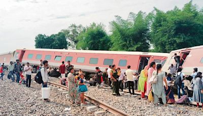 ‘Improper fastening’ of track behind Gonda train mishap