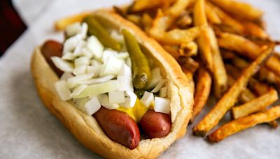 Some of Chicago's Best Hot Dogs Are Hiding in Home Depot