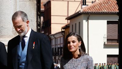 Los reyes Felipe y Letizia entregan el premio Cervantes al escritor leonés Luis Mateo Díez