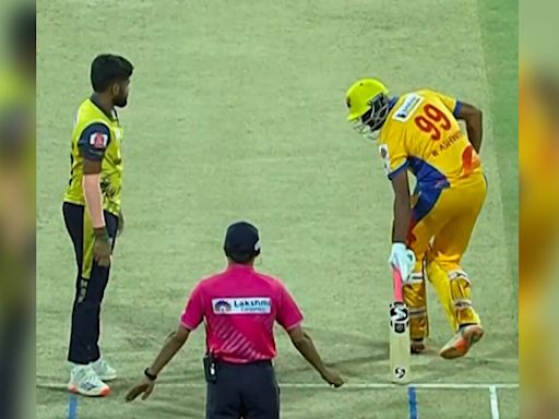 Ravichandran Ashwin Gets Taste Of Own Medicine, Gets Non-Striker Run-Out Warning. Watch | Cricket News