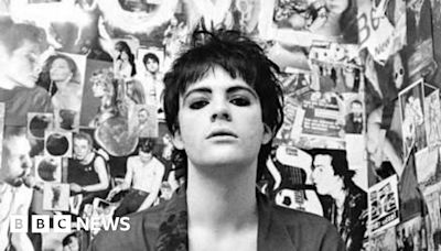 Manic Street Preachers: Disappeared star Richey Edwards in unseen photos