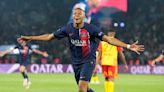 Mbappé anota 2 en su regreso a casa; PSG se impone 3-1 a Lens
