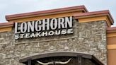 Teen shot inside car in parking lot near Longhorn Steakhouse in Arlington, Jacksonville police say