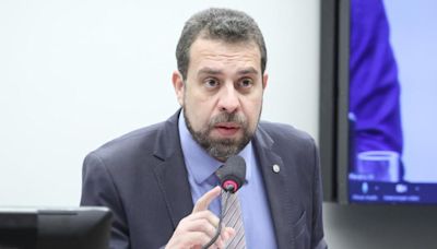 Justiça Eleitoral manda Guilherme Boulos apagar postagem contra Ricardo Nunes