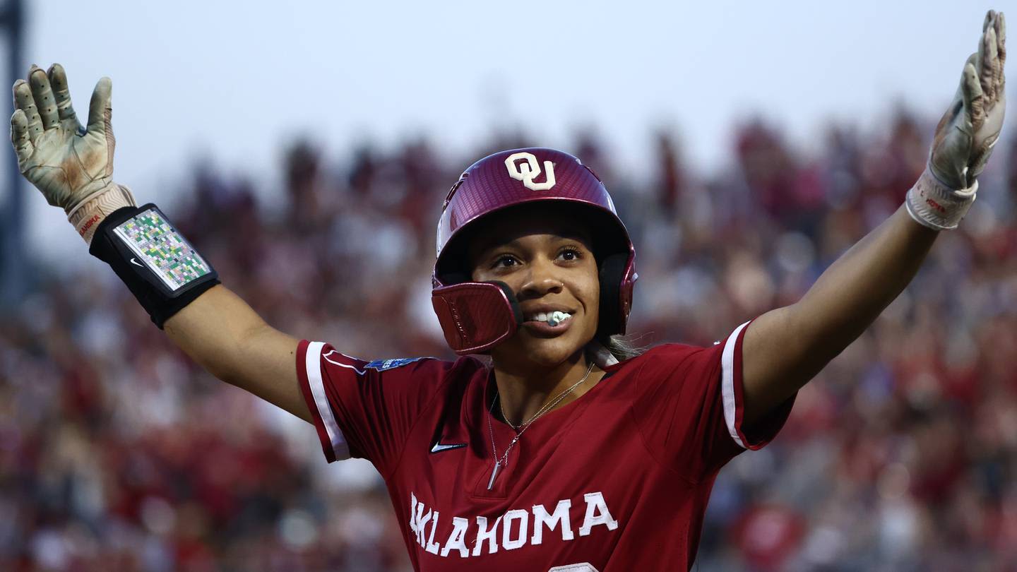 Women's College World Series: Oklahoma completes unprecedented NCAA four-peat by finishing off Texas