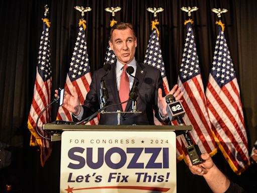 Exclusive: Democrat Tom Suozzi eyes new coalition for border, immigration