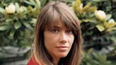 Muere a los 80 años Françoise Hardy, icono melancólico del pop francés, y universal