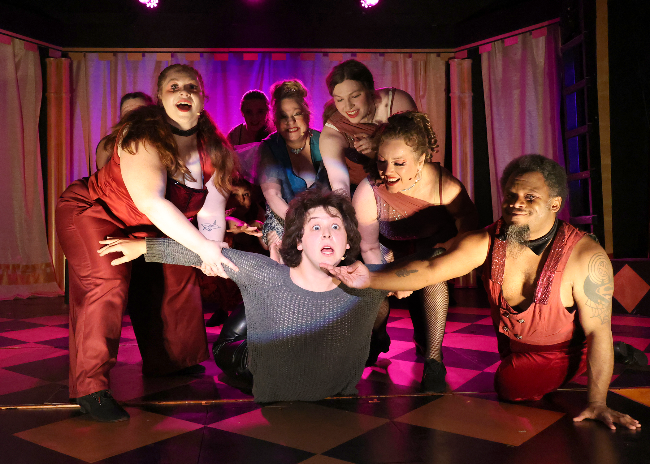 Review: 'Pippin' brings saucy fun, Bob Fosse moves at Eventide