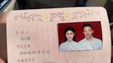 汪小菲官宣結婚了！曬結婚證 鴿子蛋鑽戒套牢Mandy