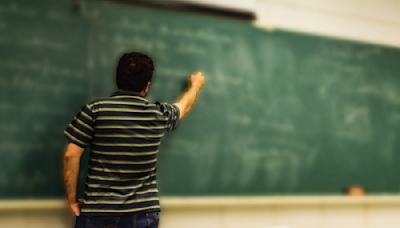 SEP lanza cuatro licenciaturas en línea para docentes en servicio