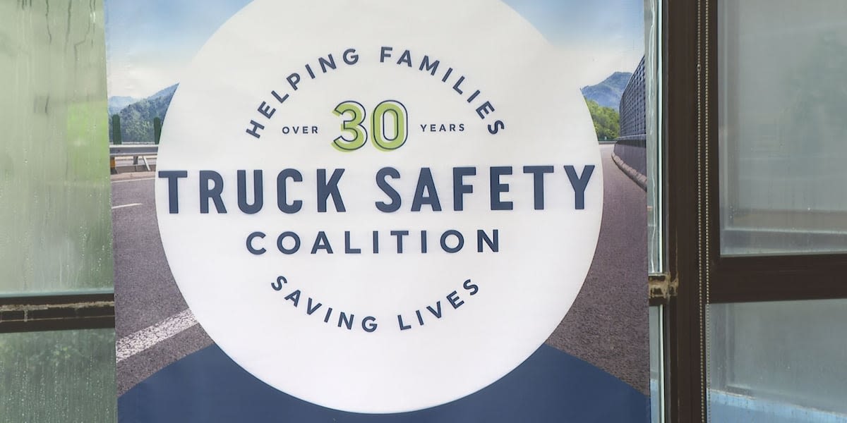 Truck safety roadshow makes stop in Lexington