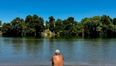 Dangerously high heat builds in California and the south-central United States