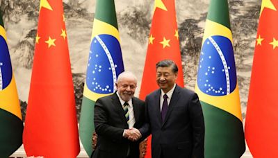 Lula diz que vai discutir com a China o que Brasil ganharia com Nova Rota da Seda Por Reuters