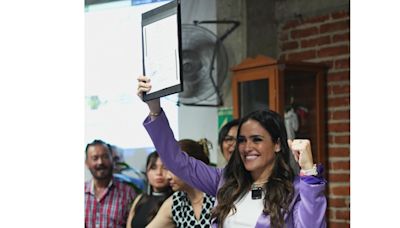 Alessandra Rojo de la Vega recibe constancia como alcaldesa electa de Cuauhtémoc