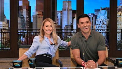 Kelly Ripa Makes a Bold Claim About Husband Mark Consuelos' Physical Appearance