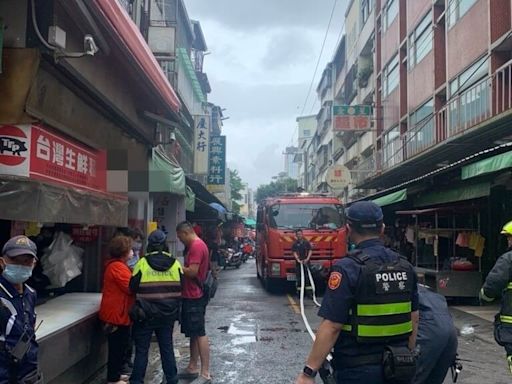 台中東興市場肉鋪樓上住宅起火 2人嗆傷送醫