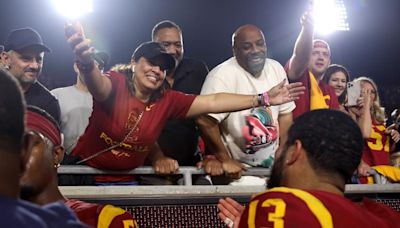 Who is Caleb Williams' mom? Meet Dayne Price, the former nail tech behind USC QB's painted fingernails | Sporting News Australia