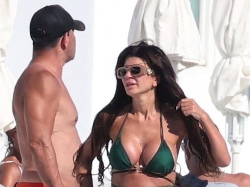 Teresa Giudice rocks a seriously sexy green bikini in Mykonos