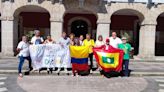 Mieres abraza a las víctimas de la violencia política colombiana