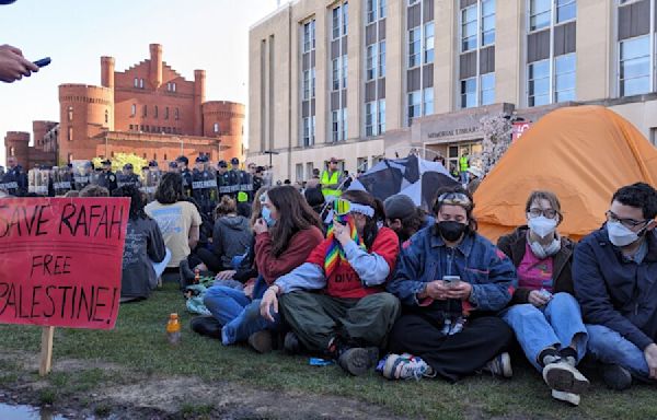 Police dismantle UW-Madison anti-war encampment protests, but tents return