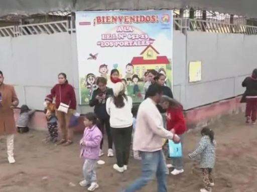 “Las ratas pasean por el colegio”: niños de Villa El Salvador estudian cerca de montículos de tierra y basura