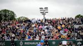 Se vive un Roland Garros distinto entre la emoción por las estrellas que se apagan y los límites que cruzó un público ruidoso