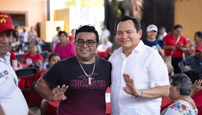 “Huacho” Díaz denuncia presunto retiro de credenciales de elector a simpatizantes de Morena en Yucatán