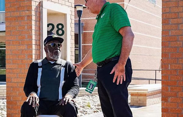 UNT community remembers football great Abner Haynes after his death at age of 86