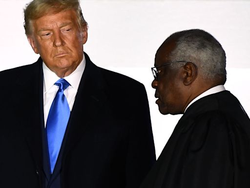 El preocupante guiño a Trump del juez Clarence Thomas que puede complicar aún más los juicios contra el expresidente