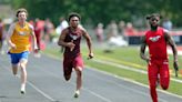 Lightning only slows Woodridge boys' march to Austintown regional title