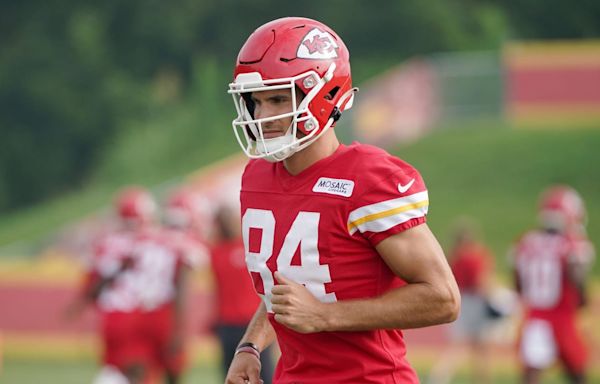 Justin Watson Carted Off During Chiefs Training Camp Practice