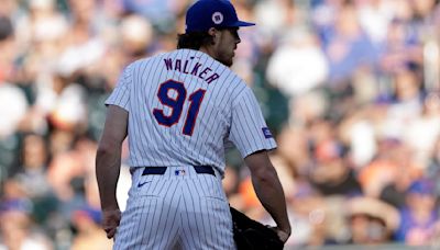 Pittsburgh Pirates acquire pitcher Josh Walker from New York Mets for pitcher Nicolas Carreno
