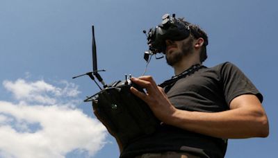 La guerra moderna: cómo es un ataque de drones y cuáles se están utilizando actualmente - La Tercera